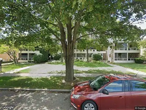 Kimberly, LANSING, MI 48912