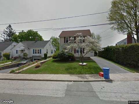 Hinsdale, WATERBURY, CT 06705