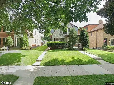 Kensington, SHOREWOOD, WI 53211