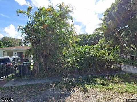 126Th, NORTH MIAMI, FL 33168