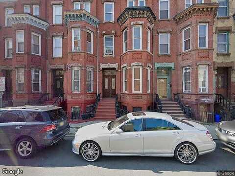 Bergen Ave, JERSEY CITY, NJ 07304