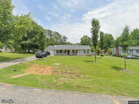 Sunny, WALKERTOWN, NC 27051