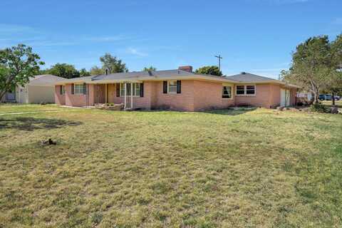 709 Franklin Avenue, Panhandle, TX 79068