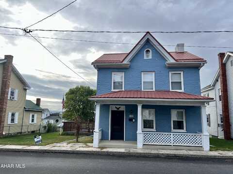 208 S Market Street, Martinsburg, PA 16662