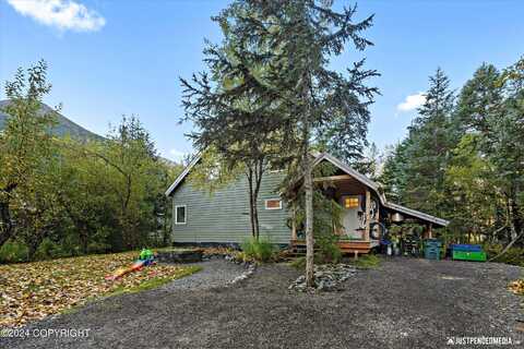 391 Cortina Road, Girdwood, AK 99587