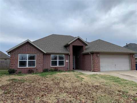 704 SW Crystal ST, Bentonville, AR 72712