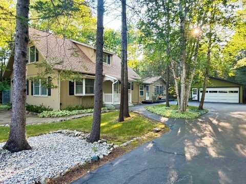 6951 Belfair Drive, Presque Isle, MI 49777