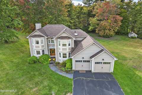 10 Lillybrook Rd, Pittsfield, MA 01201