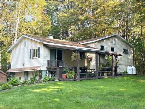 103 Woodview Lane, Morris, NY 13808