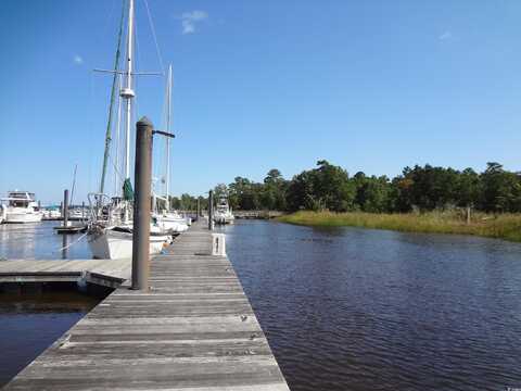 Slip 11 Friendfield Marina, Georgetown, SC 29440