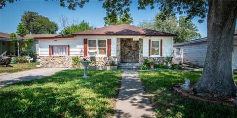 121 W Avenue E, Robstown, TX 78380