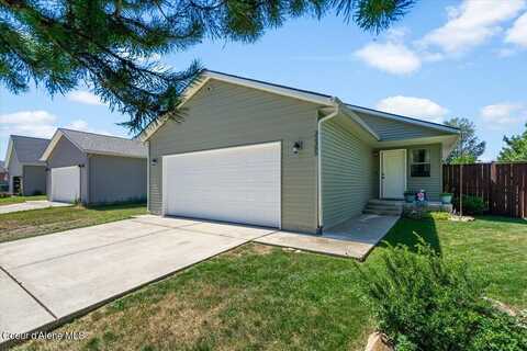 32385 N 10TH AVE, Spirit Lake, ID 83869