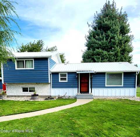 504 Lewiston Ave, Pinehurst, ID 83850