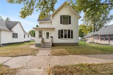 319 4th Avenue N, Clinton, IA 52732