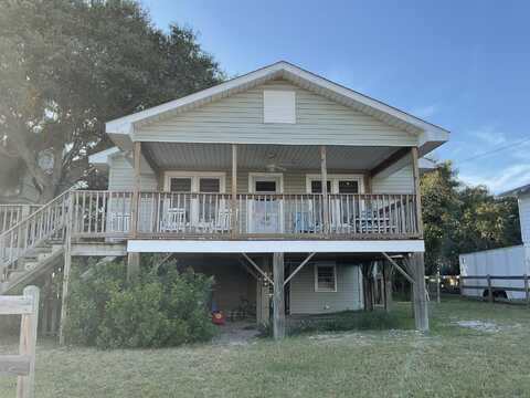 2205 Palmetto Boulevard, Edisto Island, SC 29438