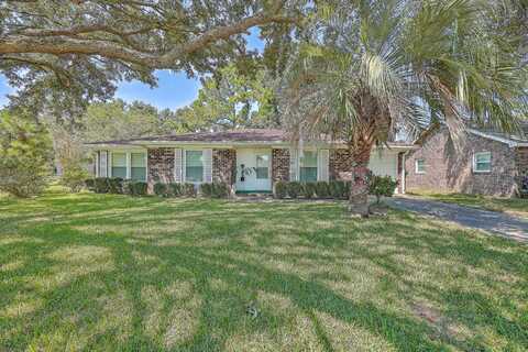 1203 Saint Johns Avenue, Moncks Corner, SC 29461