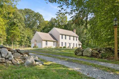 10 Ridgebury Road, East Haddam, CT 06423