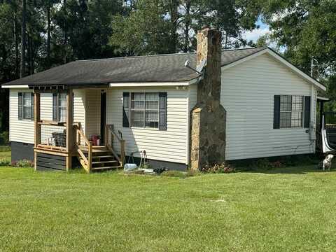 210 Chancellor Rd, Douglas, GA 31535