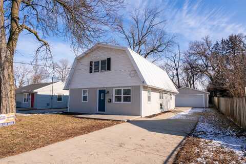 1313 E 26th Street, Des Moines, IA 50317