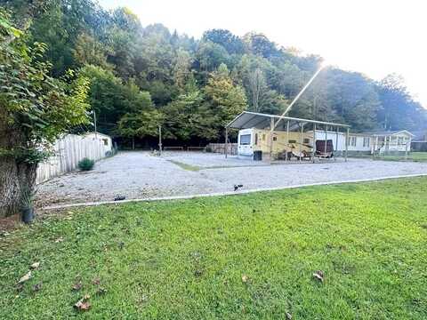 40 Little Robinson Creek Bottom, Virgie, KY 41572