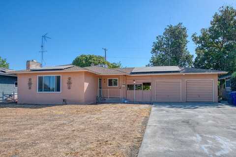 705 Willis Avenue, Madera, CA 93637