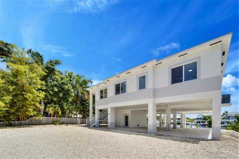 38 N Bounty Lane, Key Largo, FL 33037