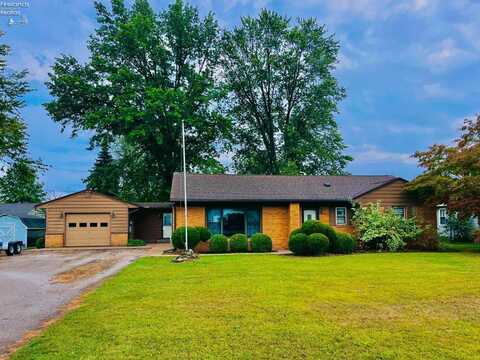 2350 E Sand Road, Port Clinton, OH 43452