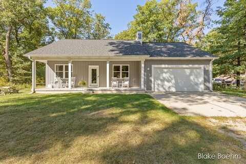 8981 Spruce Avenue, Newaygo, MI 49337