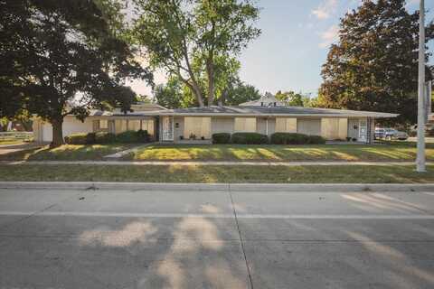 2910 Elizabeth Street, Wayne, MI 48184