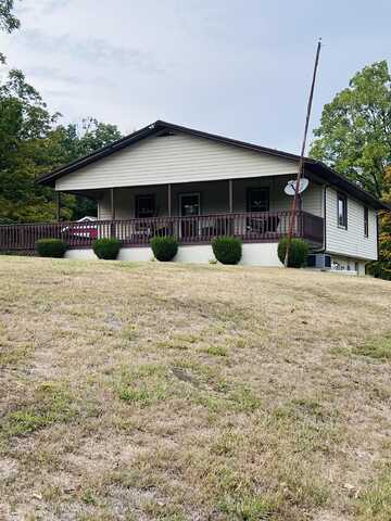 3915 Centerville Road, Prichard, WV 25555