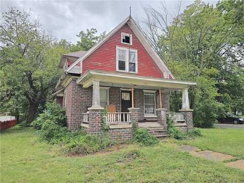 534 N Sycamore Street, Ottawa, KS 66067