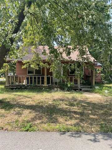 538 E 8th Street, Cherryvale, KS 67335