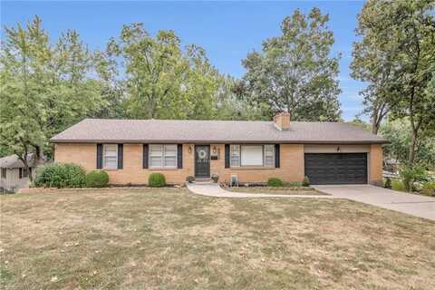 6911 N Wyandotte Street, Gladstone, MO 64118