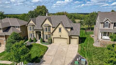 17800 Penrose Lane, Lenexa, KS 66219