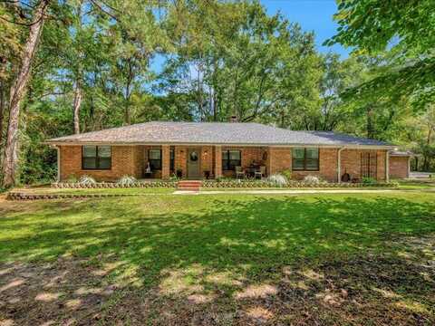 4611 Southwood Drive, Lufkin, TX 75901