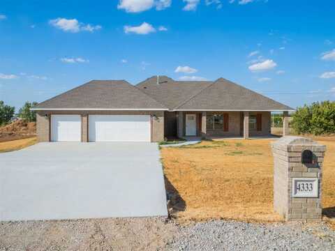 4333 Mesa Dr, Elgin, OK 73538