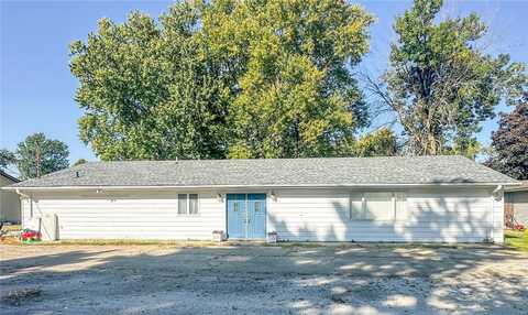 809 North 7th Street, Pawnee, IL 62558