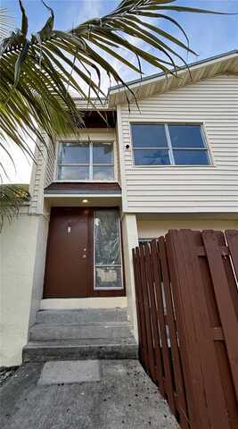 3203 NW 5th Ter, Pompano Beach, FL 33064