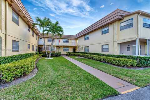 180 Saxony, Delray Beach, FL 33446