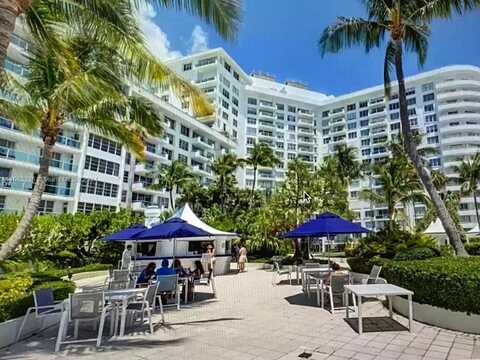 5151 Collins Ave, Miami Beach, FL 33140