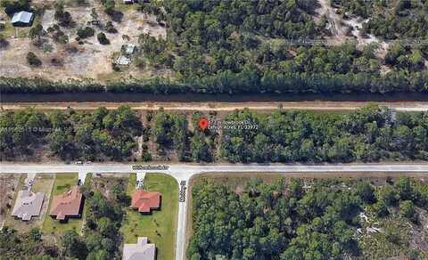 473 Willowbrook Dr, Lehigh Acres, FL 33972