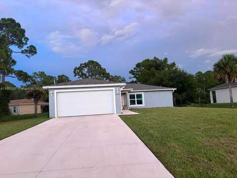 5038 W TRADEWINDS CIR, Labelle, FL 33935