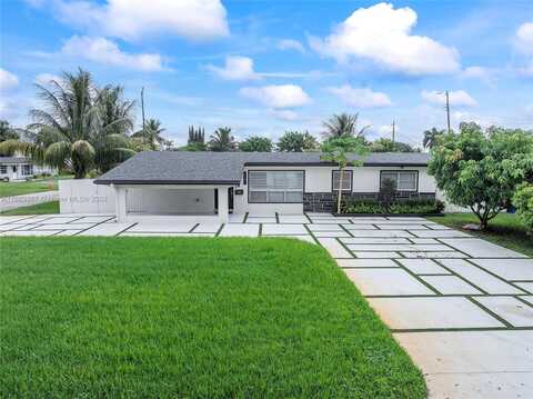 2261 Utopia Dr, Miramar, FL 33023