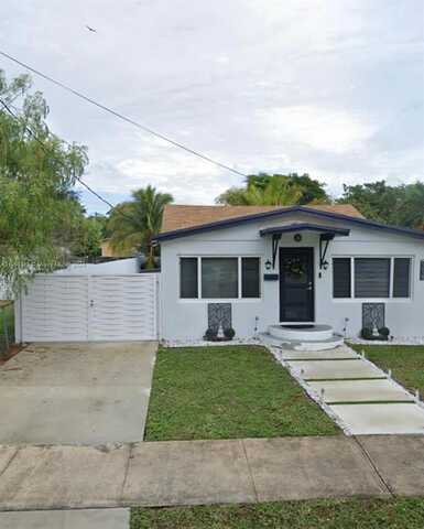 5829 Fillmore St, Hollywood, FL 33021