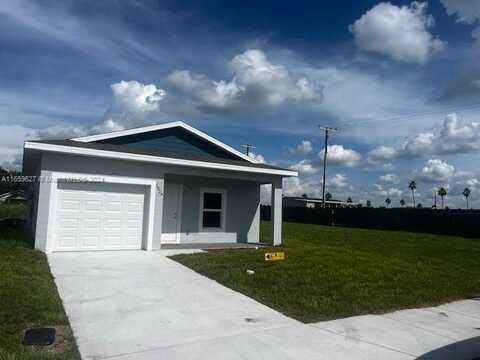 1524 Las Villas Blvd, Sebring, FL 33870