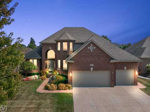 50680 Nesting Ridge, Macomb, MI 48044