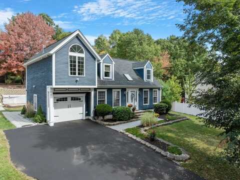 17 North Martin Road, Amesbury, MA 01913