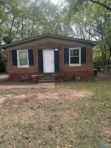 2715 Craft Avenue, Huntsville, AL 35816