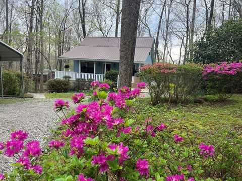 526 Honeysuckle Lane, Blairsville, GA 30512