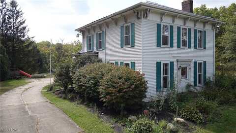 7848 State Street, Garrettsville, OH 44231